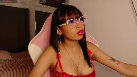 Snapshot of aida_princess chatting on 10/14/25, 11:16 Aida online show from 10/14/25, 11:16