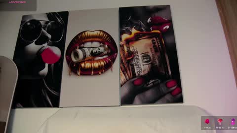 Snapshot of aidaadams chatting on 09/13/25, 10:15 Aida  online show from 09/13/25, 10:15