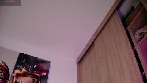 Snapshot of aidaadams chatting on 09/27/25, 11:15 Aida  online show from 09/27/25, 11:15