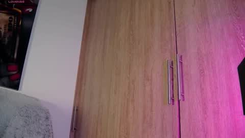 Snapshot of aidaadams chatting on 10/03/25, 10:56 Aida  online show from 10/03/25, 10:56