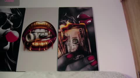 Snapshot of aidaadams chatting on 10/14/25, 11:22 Aida  online show from 10/14/25, 11:22