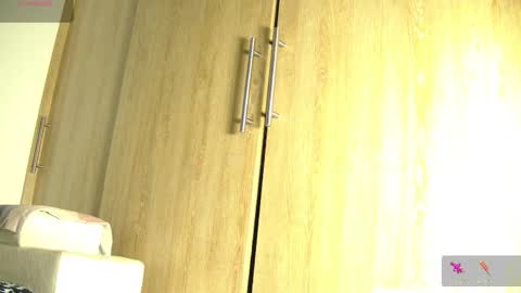 Aida  online show from 11/27/25, 11:23