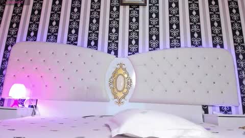 Snapshot of aidasina chatting on 09/16/25, 07:04 aidasina online show from 09/16/25, 07:04