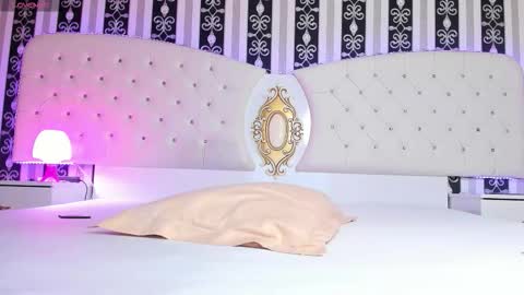 Snapshot of aidasina chatting on 10/04/25, 07:01 aidasina online show from 10/04/25, 07:01