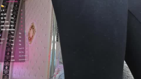 Snapshot of aidasina chatting on 11/21/25, 08:07 aidasina online show from 11/21/25, 08:07