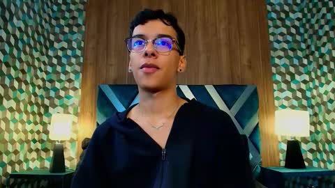 Snapshot of aiden_royce chatting on 09/20/25, 03:29 aiden_royce online show from 09/20/25, 03:29