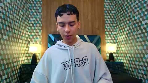 Snapshot of aiden_royce chatting on 10/02/25, 03:35 aiden_royce online show from 10/02/25, 03:35