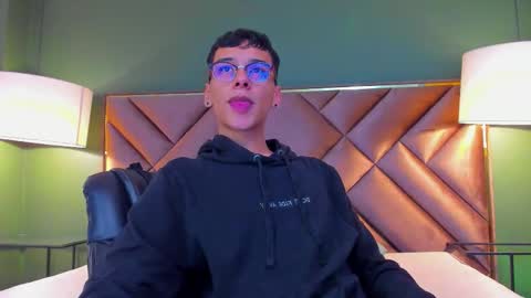 Snapshot of aiden_royce chatting on 11/13/25, 06:56 aiden_royce online show from 11/13/25, 06:56