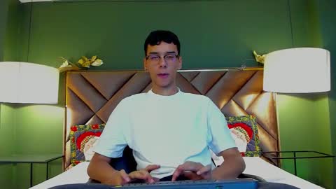 Snapshot of aiden_royce chatting on 11/29/25, 03:53 aiden_royce online show from 11/29/25, 03:53