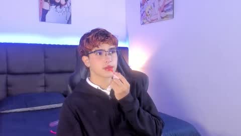 Aiden  online show from 10/14/25, 12:06