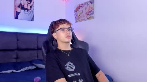 Aiden  online show from 10/20/25, 12:05