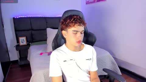 Aiden  online show from 11/25/25, 01:00