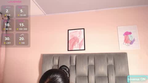 Ailyn online show from 10/18/25, 09:48