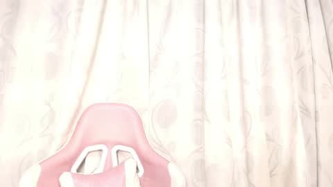 Ailyn online show from 05/25/26, 10:27
