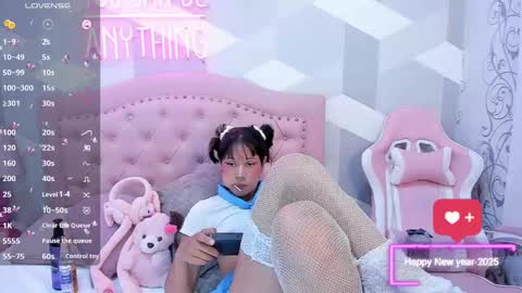 AikoLee online show from 12/31/24, 05:44