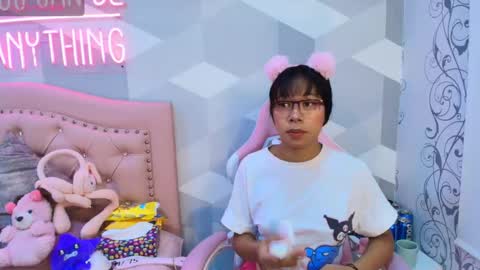 AikoLee online show from 01/22/25, 05:48