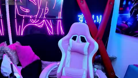 AikoLee online show from 03/09/25, 02:21