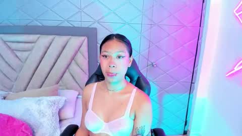 AikoLee online show from 09/20/25, 05:41