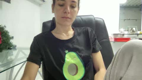 Aile online show from 12/04/24, 11:46