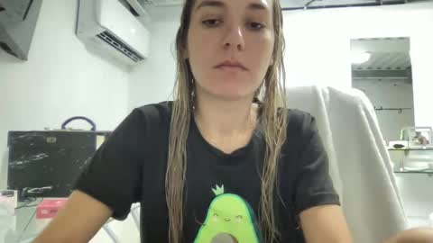 Aile online show from 12/14/24, 04:23