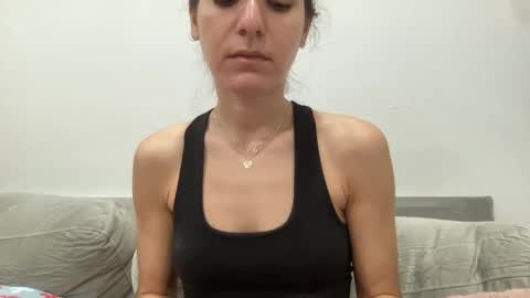 Aile online show from 12/31/24, 08:48