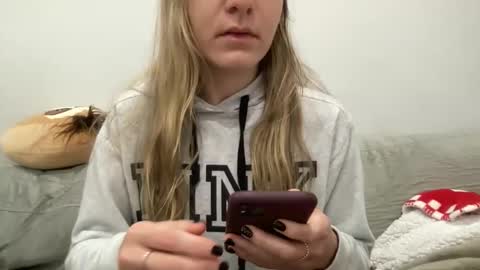 Aile online show from 01/11/25, 10:19