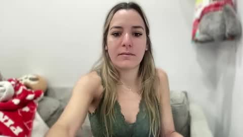 Aile online show from 03/08/25, 01:57