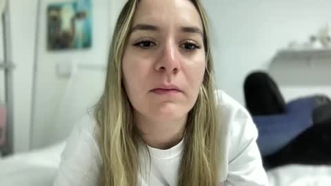 Aile online show from 03/11/25, 05:05