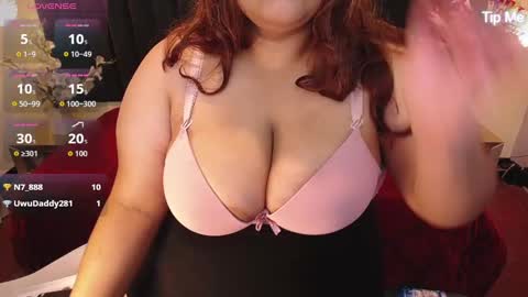 Snapshot of ailyn_rouss chatting on 11/12/25, 02:23 Ailyn rouss online show from 11/12/25, 02:23