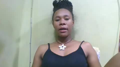 aimee982179 online show from 05/05/26, 03:14
