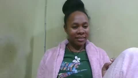 aimee982179 online show from 06/03/26, 06:46