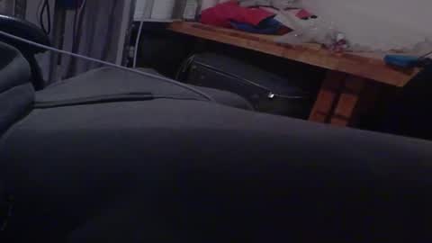 Snapshot of aimkey187 chatting on 10/26/25, 04:02 sL4ve187 online show from 10/26/25, 04:02