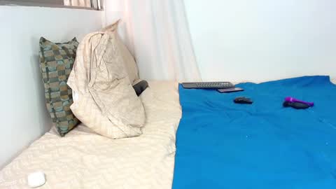 Snapshot of ain_forgge chatting on 09/16/25, 09:27 IAN online show from 09/16/25, 09:27