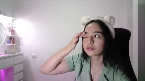 AINE online show from 11/11/25, 02:33