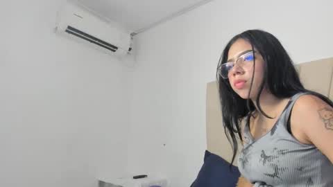 Snapshot of ainoa_pink chatting on 10/10/25, 07:46 Ainoa  online show from 10/10/25, 07:46