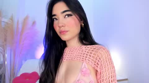 airi  online show from 11/22/25, 12:15