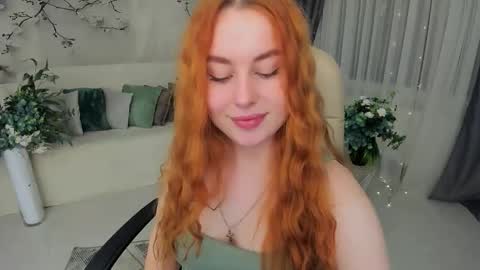 Louise online show from 12/05/25, 04:10