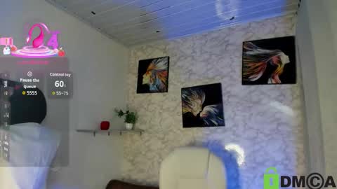 Snapshot of aisha__cambell chatting on 12/14/25, 11:37 aisha__cambell online show from 12/14/25, 11:37