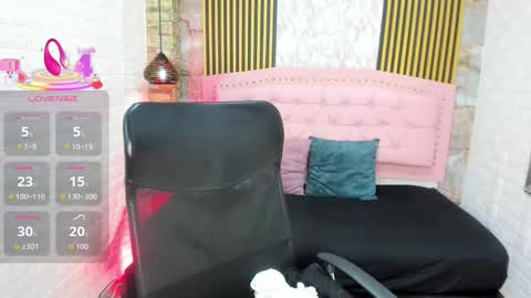 aisha__cambell online show from 02/26/26, 09:41