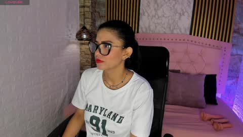 aisha__cambell online show from 04/08/26, 10:15