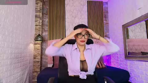 aisha__cambell online show from 05/31/26, 10:44