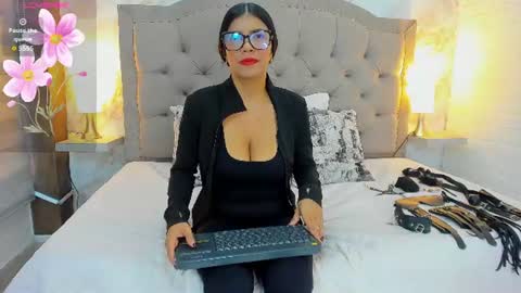 aisha__cambell online show from 07/14/26, 12:00