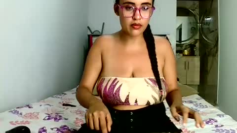 aisha koswell3 online show from 07/19/26, 05:22