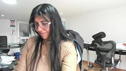 Katie   online show from 11/24/25, 02:06