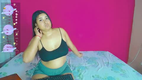 aisha_stacey0410 online show from 12/29/24, 02:38
