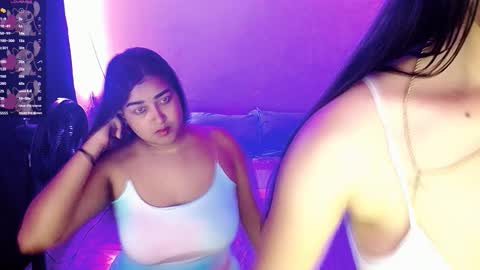 aisha_stacey0410 online show from 10/29/25, 12:18