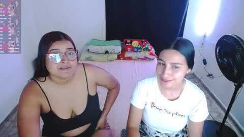 aisha_stacey0410 online show from 12/18/25, 08:09