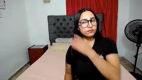 aisha_stacey0410 online show from 07/22/26, 04:04