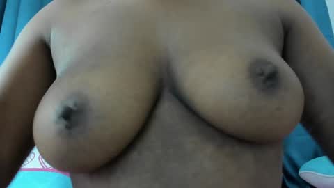Aisha online show from 01/27/25, 06:41