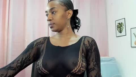 Aisha online show from 02/24/25, 12:48